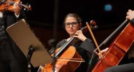 İzmirli gençten kadına yönelik şiddete sanatsal farkındalık 