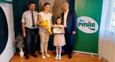 44. Pınar Çocuk Resim Yarışması’nda minik ressamlar ödüllerini aldı