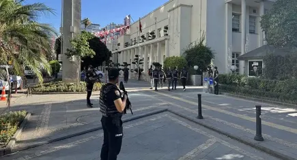 Belediye başkanları adliyeye sevk edildi