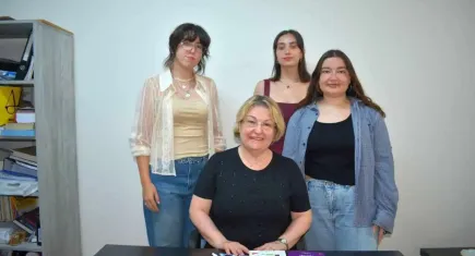 Egeli öğrencilerden eğitime anlamlı katkı: Küçük Eller, Büyük Hayaller