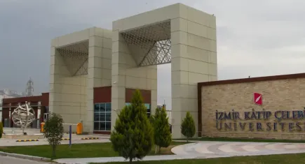 İzmir Katip Çelebi Üniversitesi, sendikanın profesör maaşını aşan zam talebinde bulunduğunu iddia etti