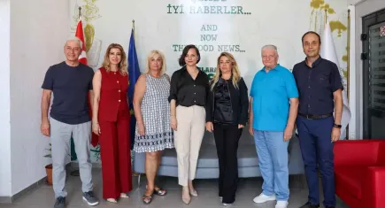 Karabağlar Belediye Başkanı Helil Kınay’dan İzmir Gazeteciler Cemiyeti’ne Ziyaret
