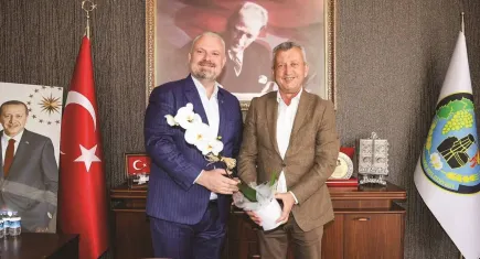 Pehlivan’dan Şahin için baş sağlığı mesajı: Ömrünü Menemen’e adamış bir dava insanıydı 