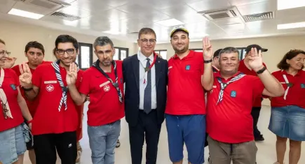 Başkan Tugay’dan Engelli Çalışmaları Merkezi’ne ziyaret