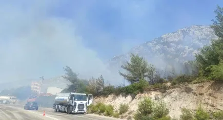 İzmir haber: Karaburun'da makilik alana sıçrayan yangın kontrol altında