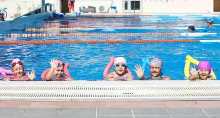 Narlıdere’de çocuklar için yüzme kursları başladı
