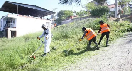 Çiğli’de temizlik ve bakım seferberliği sürüyor