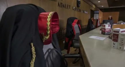 İzmir haber: Karşıyaka’da bisikletliye çarparak ölümüne neden olan sürücü tutuklandı