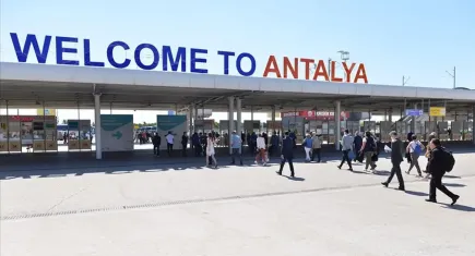 Bakan Ersoy: Antalya’mızın cazibesi her geçen gün artıyor 