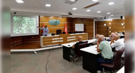 Bornova’da zeytin yetiştiriciliği eğitimi: Hedef yüksek verim ve kalite! 