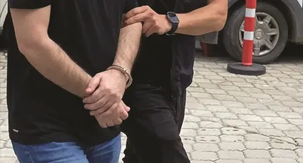 Şile Belediye Başkanı'nın aralarında bulunduğu 6 zanlı adliyede