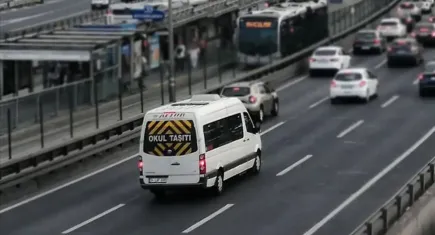 Okul servislerine yeni dönem: 112 ile anlık bağlantılı güvenlik cihazları zorunlu oluyor!