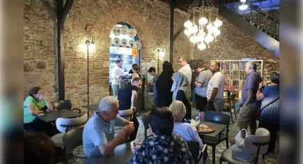 Mutluluk Kahvesi'nde 20 TL'ye kahve