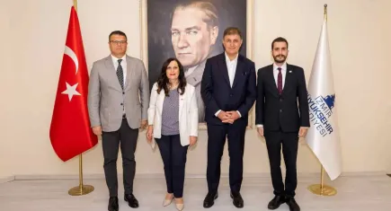 Başkan Tugay’dan KKTC İzmir Başkonsolosu Ayşen Volkan İnanıroğlu’na ziyaret
