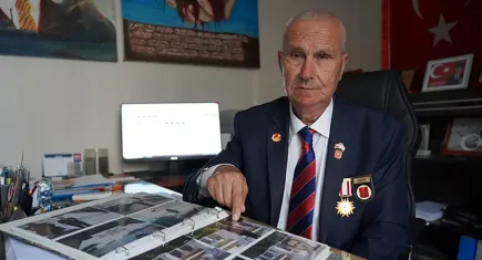 Kıbrıs gazisi Cuma Erdem, Kıbrıs Barış Harekatı sırasında yaşananları unutamıyor