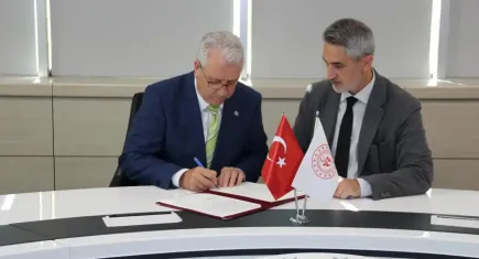 Ege Üniversitesi ile Spor Toto arasında spor alanlarının modernizasyonu için protokol imzalandı