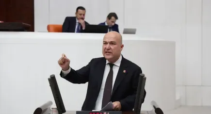 CHP’li Murat Bakan’dan Ali Yerlikaya’ya sert tepki: Meclis’in denetim yetkisi engelleniyor