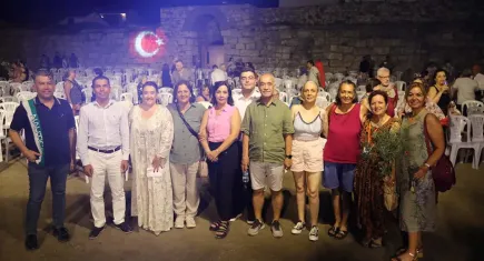 Seferihisar'da Yıldızların Altında sanat şöleni