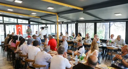 Başkan Görkem Duman muhtarlarla bir araya geldi