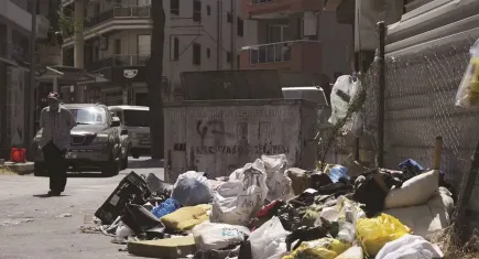 Karşıyaka çöplerle doldu