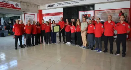 Başkan Kınay’dan AKUT İzmir ekibine taziye ziyareti