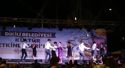 Dikili’de kültür etkinlikleri dansla coşkulu başladı