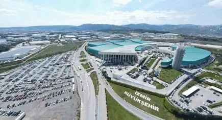 İzmir fuarlarla ekonomisini ve ihracatını büyütmeye devam ediyor
