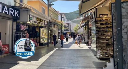 Kemeraltı’nda satışlar kavurucu sıcaklarda eridi