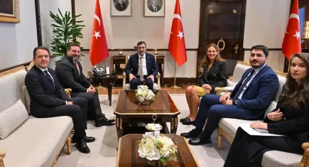 Cumhurbaşkanı Yardımcısı Cevdet Yılmaz, Hepsiburada CEO’su Mikheil Lomtadze’yi kabul etti