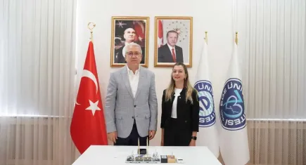 Egeli bilim insanına ‘Yılın Yenilikçi Eczacısı’ ödülü