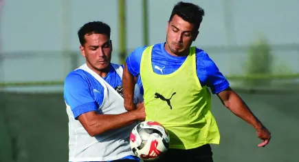  Manisa FK’dan imza şov