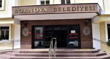 Bornova’dan öğrencilere eğitim yolculuğunda destek