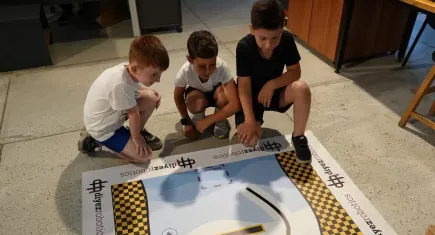 Büyükşehir çocukları Robotik dünya ile tanıştırdı