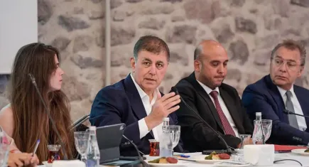 Cemil Tugay: İnsanların İzmir'e gelmesi için sebepleri olmalı