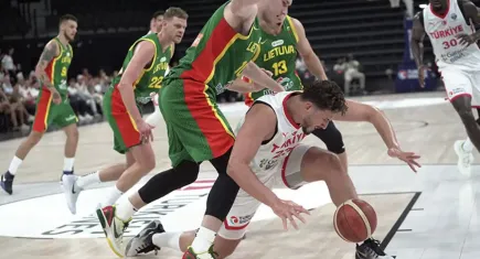 A Milli Erkek Basketbol Takımı ilk hazırlık maçında Litvanya’ya mağlup oldu