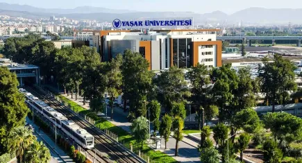 Yaşar Üniversitesi'nde mezun olmadan iş bulmak mümkün