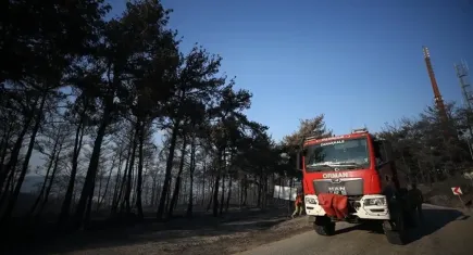 Alevler durdu, soğutma başladı: Çanakkale’de iki yangında kritik gelişme