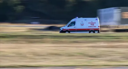 İzmir’de dehşet: 1 kızını öldürdü, diğerini yaraladı, intihar etti
