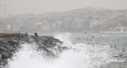 İstanbul ve çevresine fırtına uyarısı!