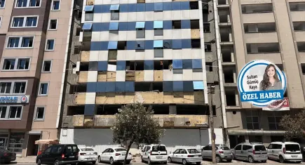 Gaziler Caddesi’nde tehlikeli yürüyüş