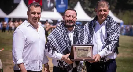Başkan Tugay’dan yağlı güreş branşı müjdesi