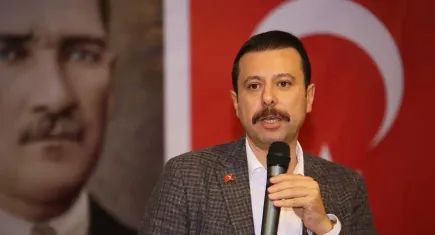 Kaya’dan Tugay’a 90 dakika tepkisi: Halkı kandırıyor