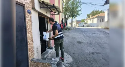 Büyükşehir'den çifte destek: Üreticiden alındı ihtiyaç sahiplerine dağıtıldı
