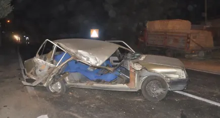İzmir haber: Ödemiş’te otomobil ile kamyon çarpıştı, 1 kişi yaralandı