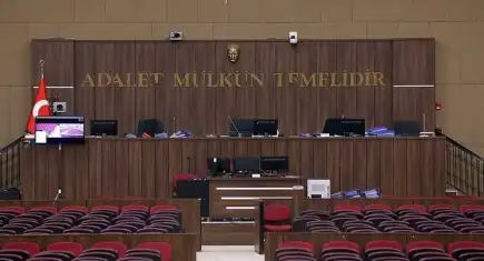 2 kişinin öldüğü trafik kazasına karışan otomobilin sürücüsü tutuklandı