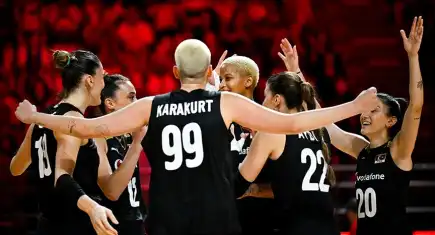 Filenin Sultanları, Dünya Kadınlar Voleybol Şampiyonası'nda son 16 biletini aldı