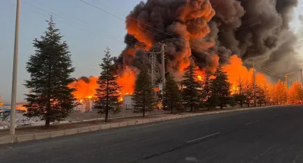 Niğde OSB’de ambalaj fabrikasında yangın: ekipler seferber oldu