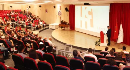 21 yıl aradan sonra Türk Dilbilim Kurultayı DEÜ’de başladı