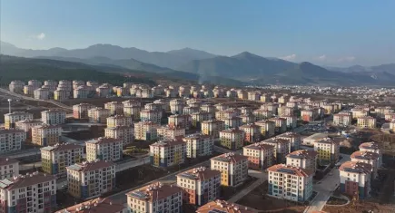 Asrın felaketinden güvenli yuvaya: 54 bin deprem konutu sahiplerini bekliyor!