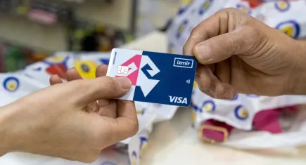 Büyükşehir’den öğrencilere 48 milyon liralık kırtasiye desteği